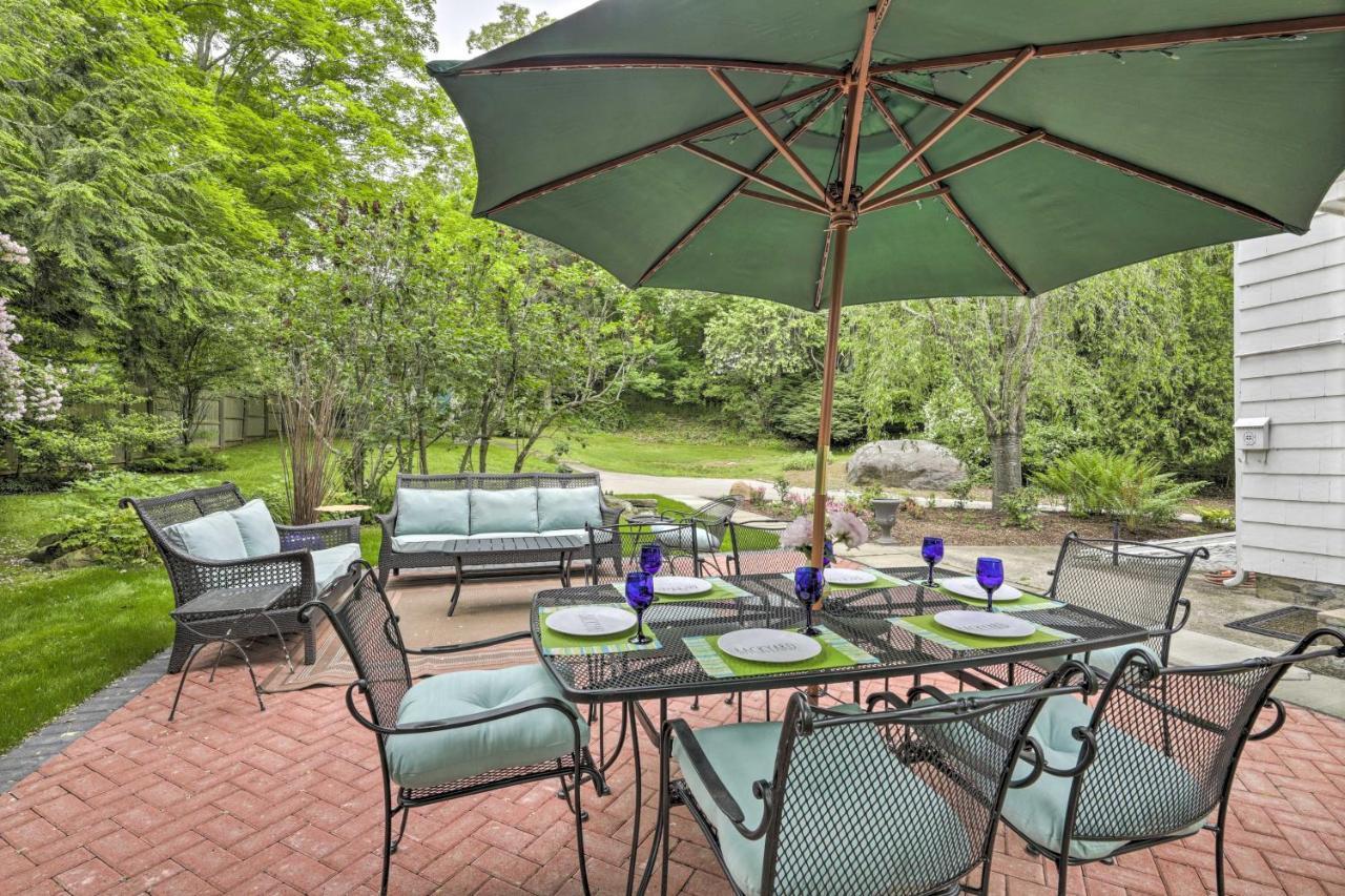 Historic Essex Home With Large Yard Near Downtown! Exterior photo